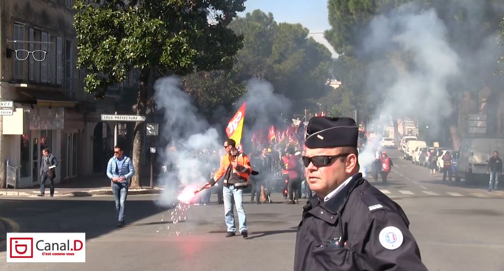 Draguignan : La loi El Khomri mobilise 400 manifestants