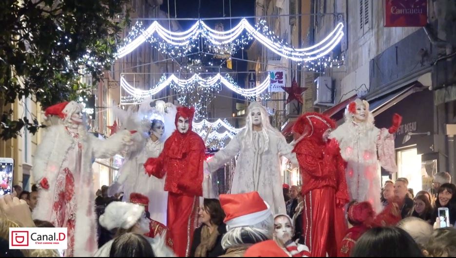 Feu d’artifice et parade du Père Noël à Draguignan !