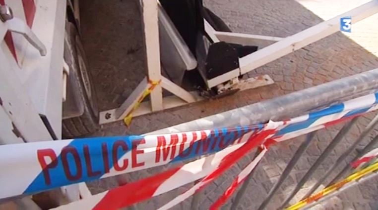 Draguignan : une octogénaire écrasée par un store, début de polémique