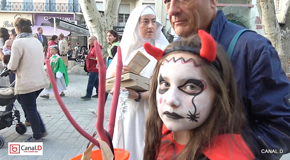 Halloween contre Toussaint …Croisement de diables et de Saints à Draguignan !
