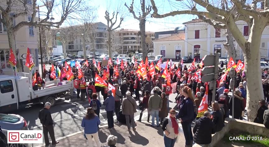 Manif Anti lois Macron : plus de 700 manifestants à Draguignan