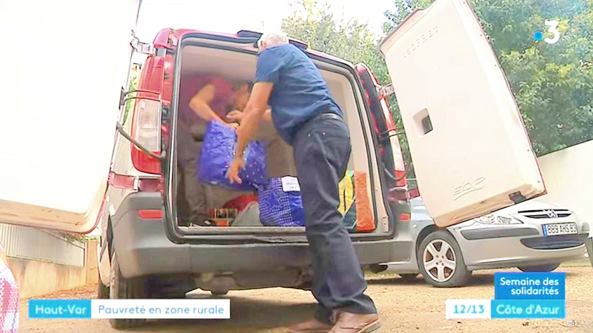 Une camionnette sur les routes du Haut-Var pour aider les plus démunis