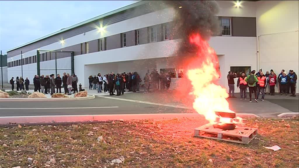 Manifestation des gardiens de prison de la région devant la maison d’arrêt de Draguignan