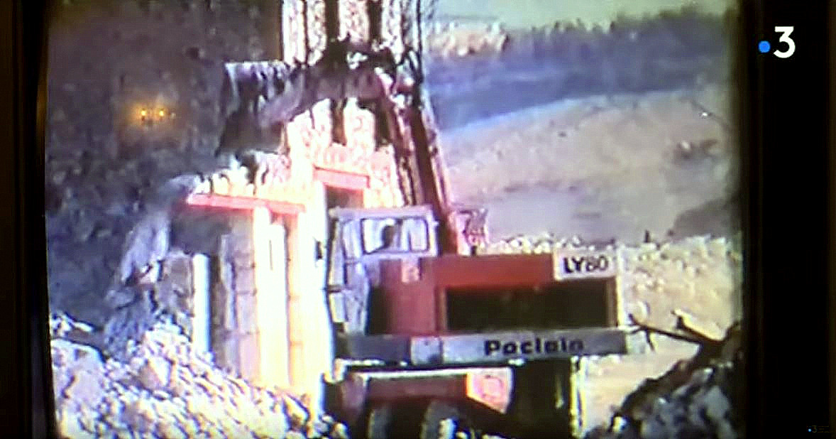 Les Salles sur Verdon 1974  : Destruction d’un village au nom du progrès