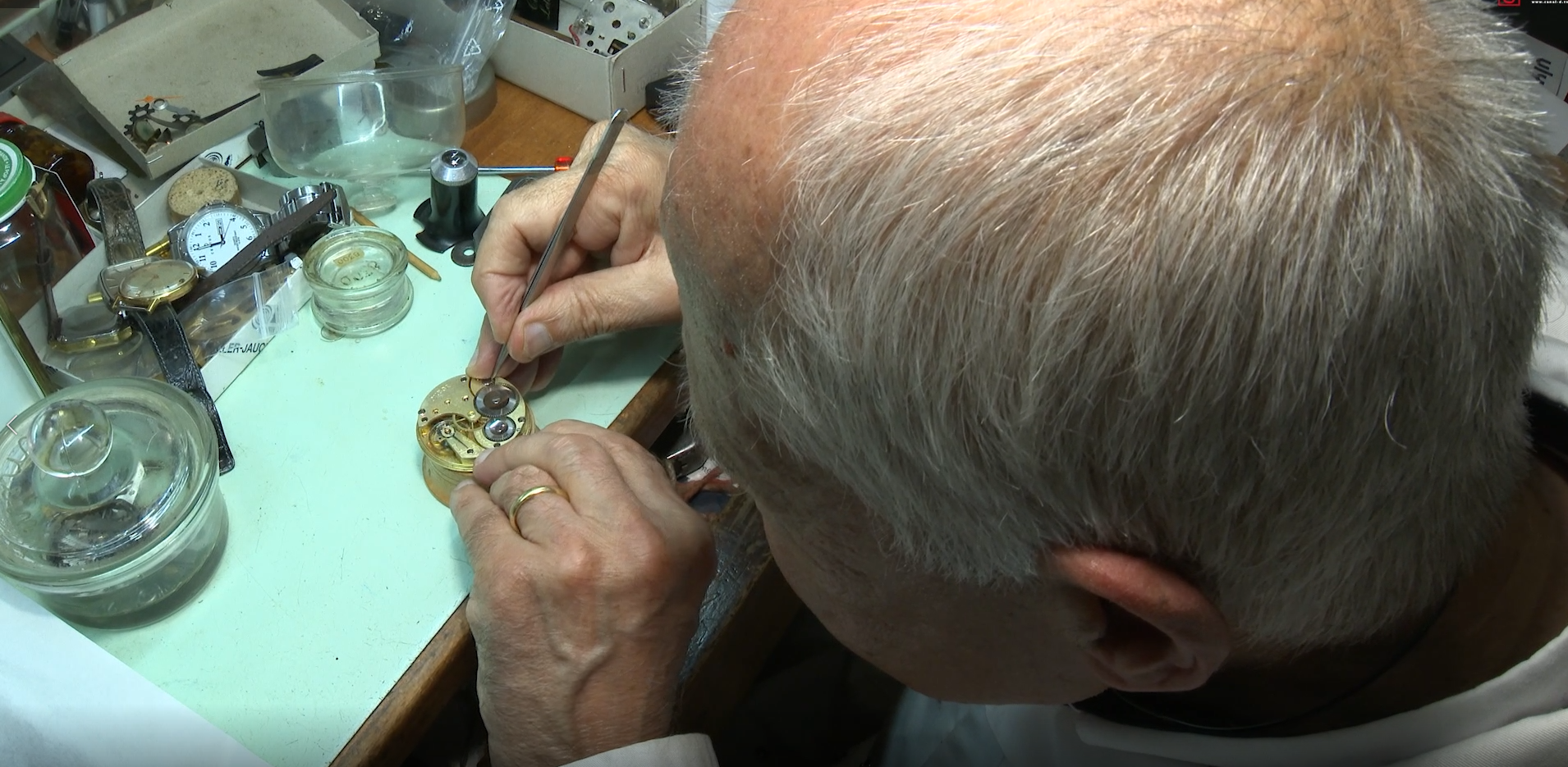 Alain, horloger depuis plus de 50 ans